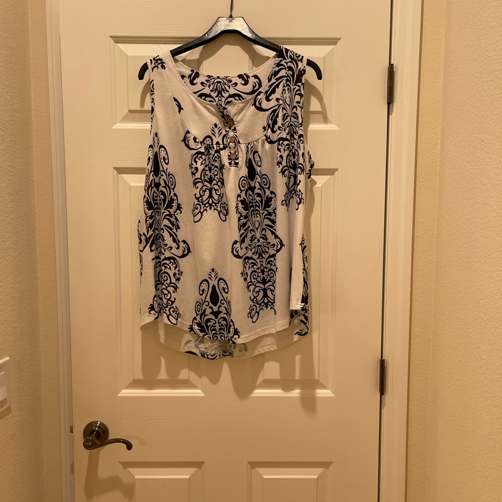 Women's Top